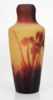 An Emile Gallé Art Nouveau cameo glass vase, Nancy, France.