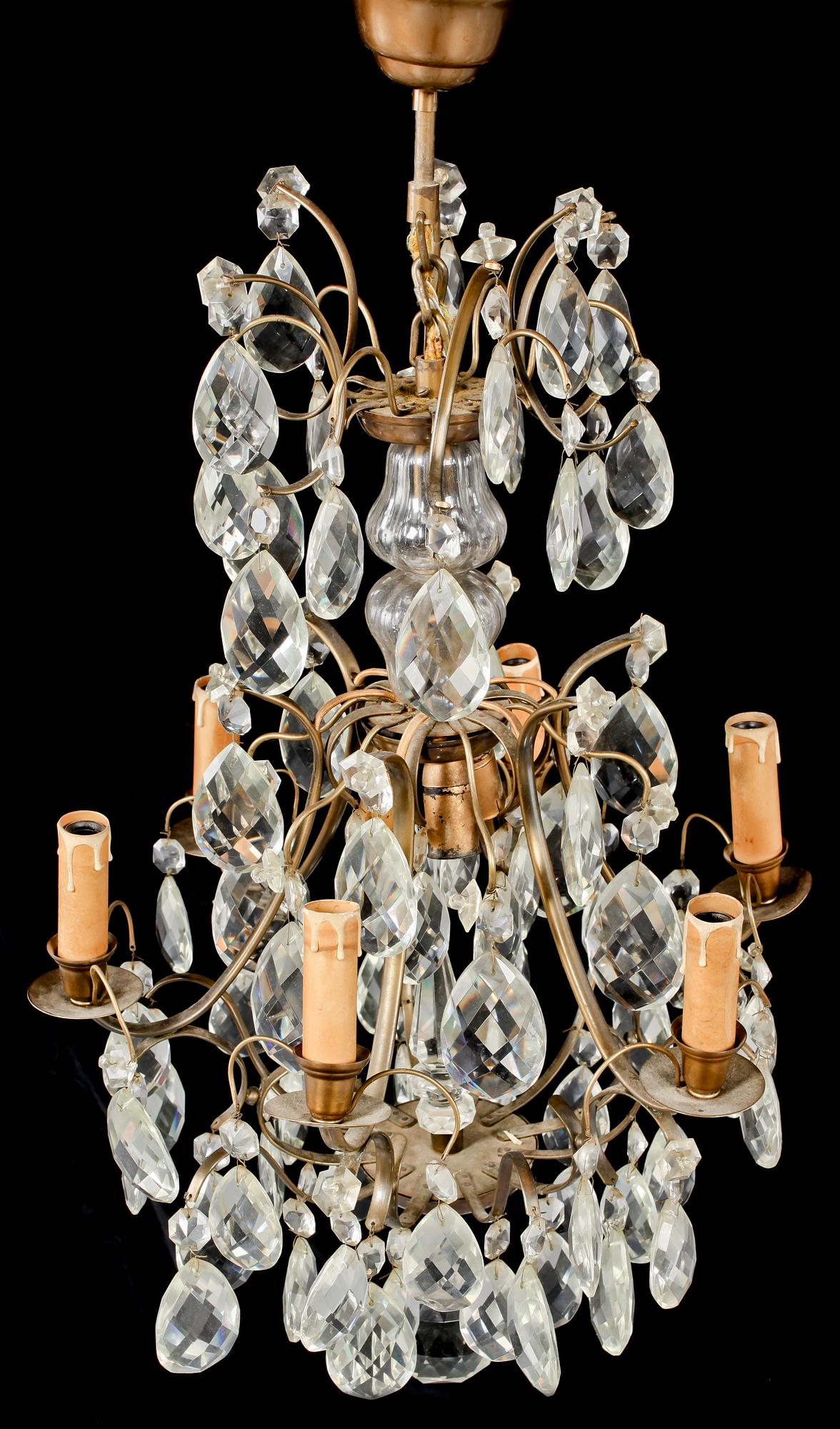 LJUSKRONA, rokokostil, 1900-talets andra hälft. Höjd ca 75 cm.