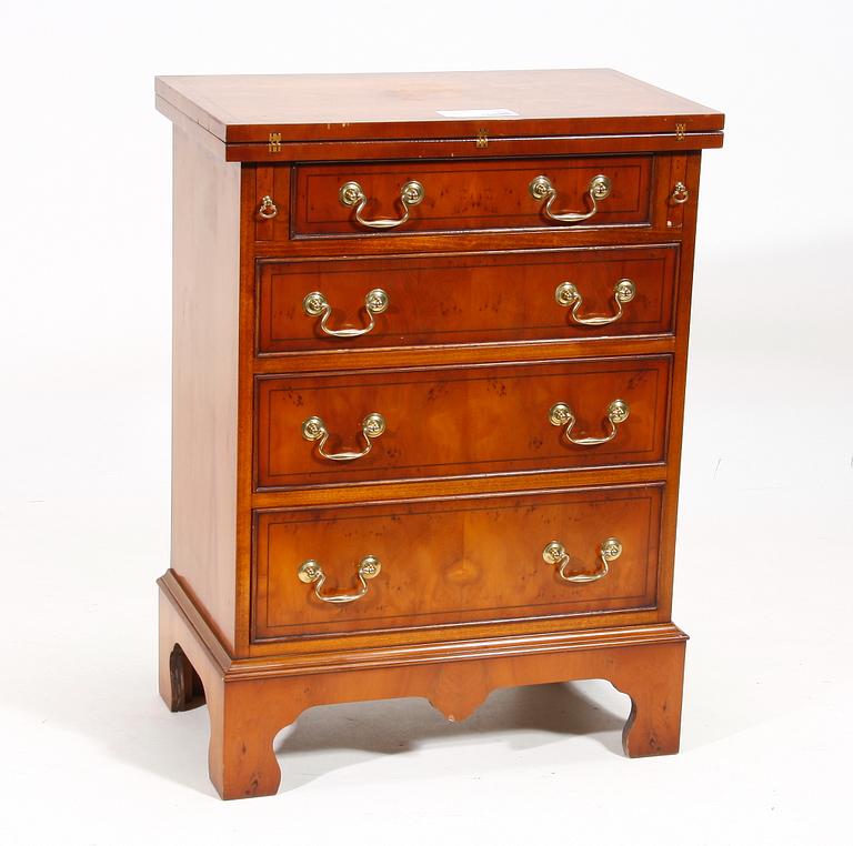 SKRIVBYRÅ. Engelsk stil.