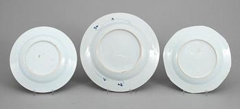 TALLRIKAR, 3 st, porslin, 1700-1800-tal.