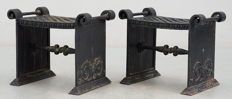 A pair of Folke Bensow cast iron stools, model 'Taburett Nr 1', Näfveqvarn, Sweden circa 1925.