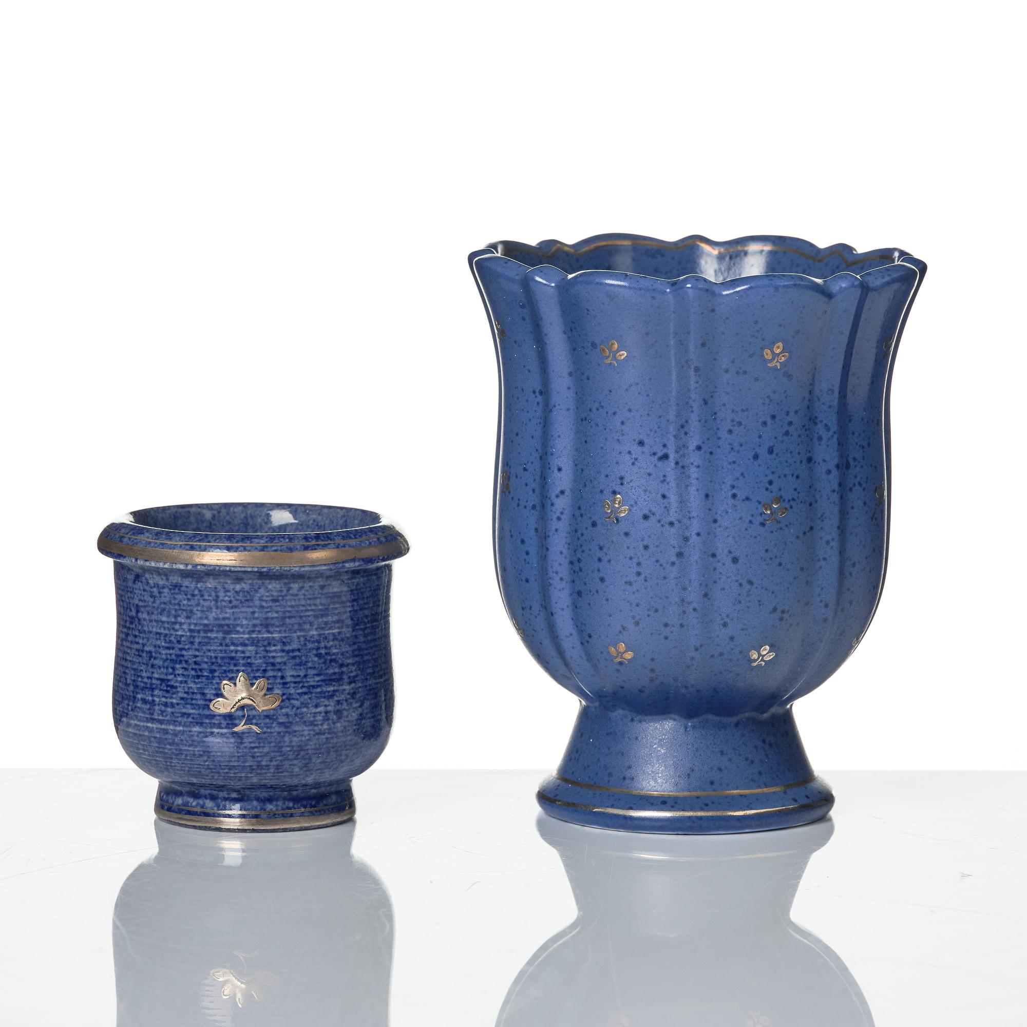 Wilhelm Kåge, a set of two Argenta stoneware vases, two dishes and a bowl with lid, Gustavsberg 1930s-50s.