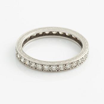 Ring, full eternity white gold with octagon-cut diamonds.