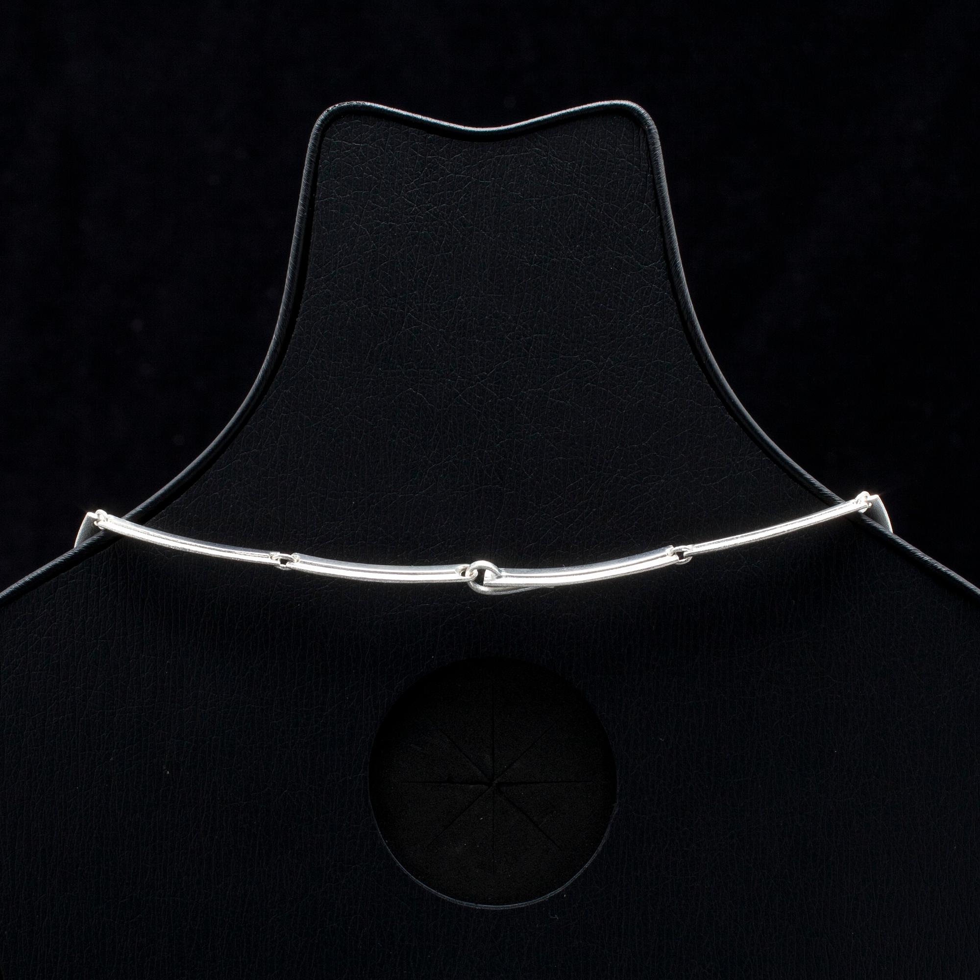 HALSSMYCKE, silver, "Reef" Zoltan Popovits Lapponia, 2010. Vikt 28,8 g.