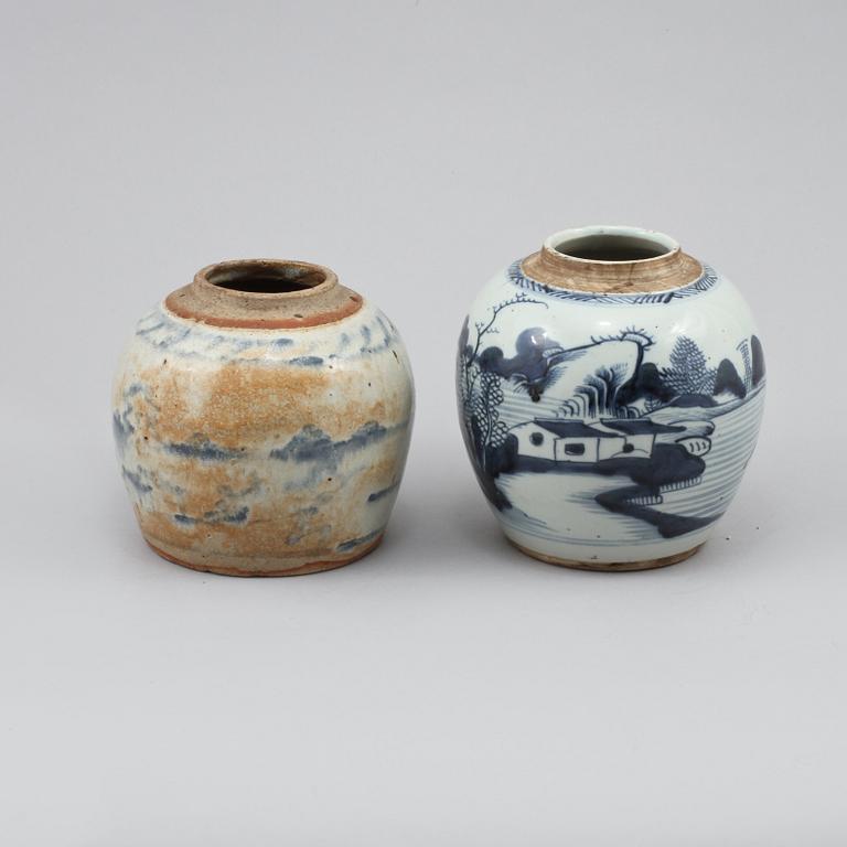 BOJANER, 2 st, porslin, Kina, 1800-tal.