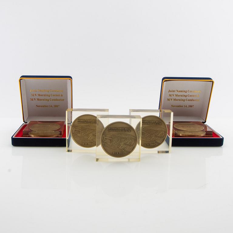 Minnesplaketter 5 st från namngivning av "M/V Morning Conductor"  2007.