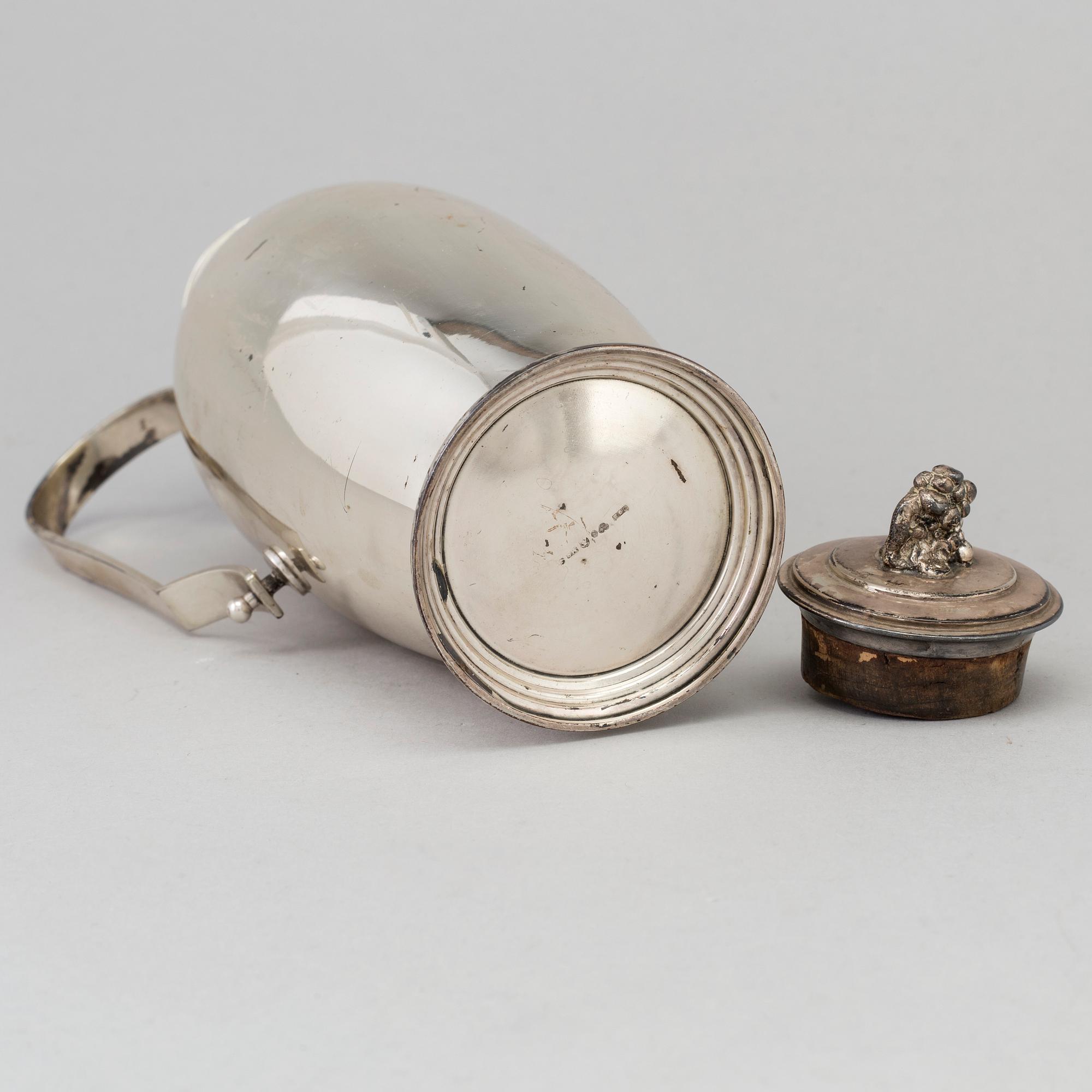 COCKTAILSHAKER, silver, C G Hallberg, Stockholm 1938.