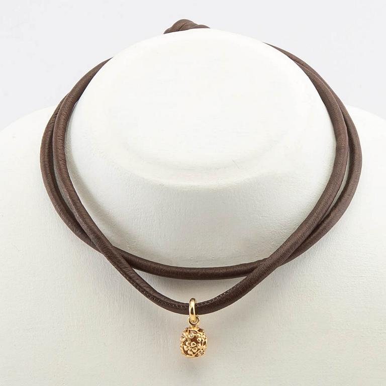 Ole Lynggaard, hänge, 18K guld med briljantslipade diamanter, "Sweet drops".