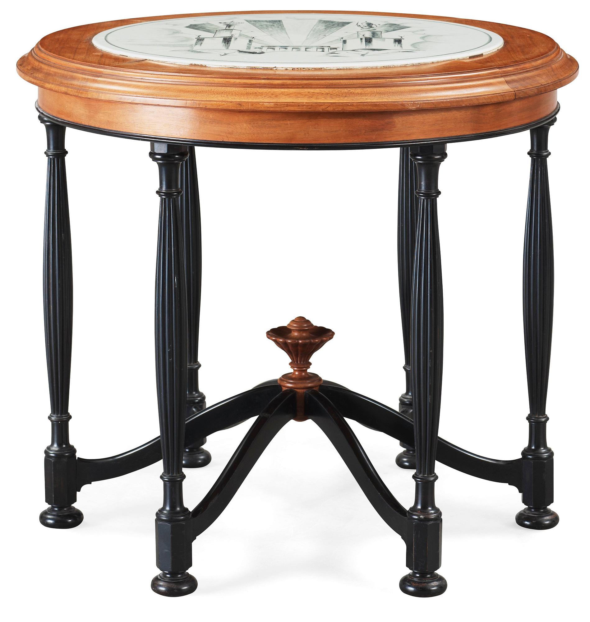 Swedish Grace, a table probably by Svenska Möbelfabrikerna Bodafors and S:t Erik, Upsala 1923.