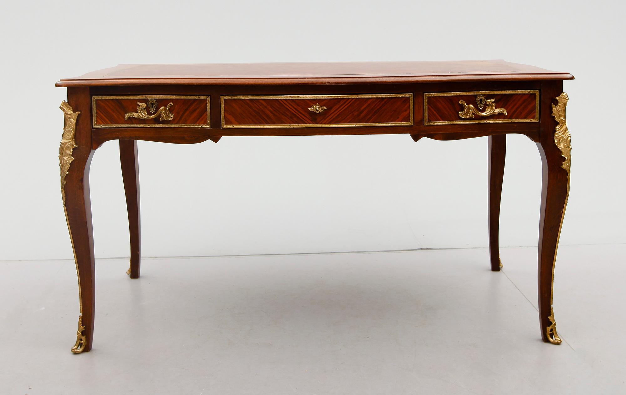 SKRIVBORD, rokokostil, 1900-talets mitt.