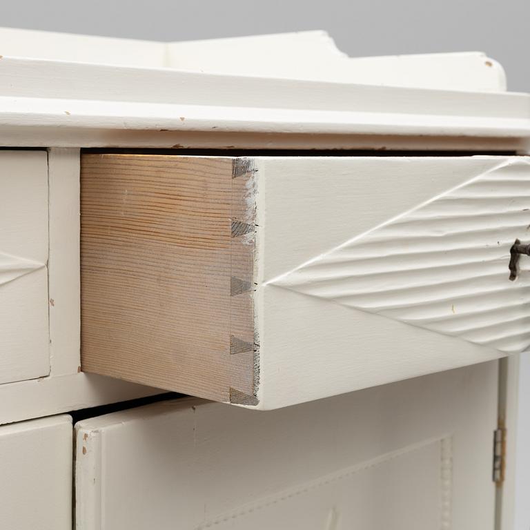 Skänk, Sengustaviansk, 1800-talets första hälft.