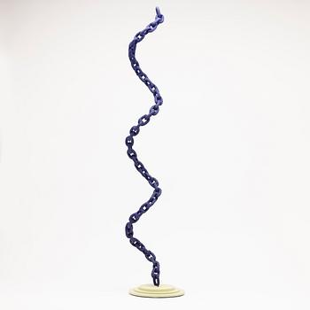 Oscar Reutersvärd, "Upward-Striving Chain".