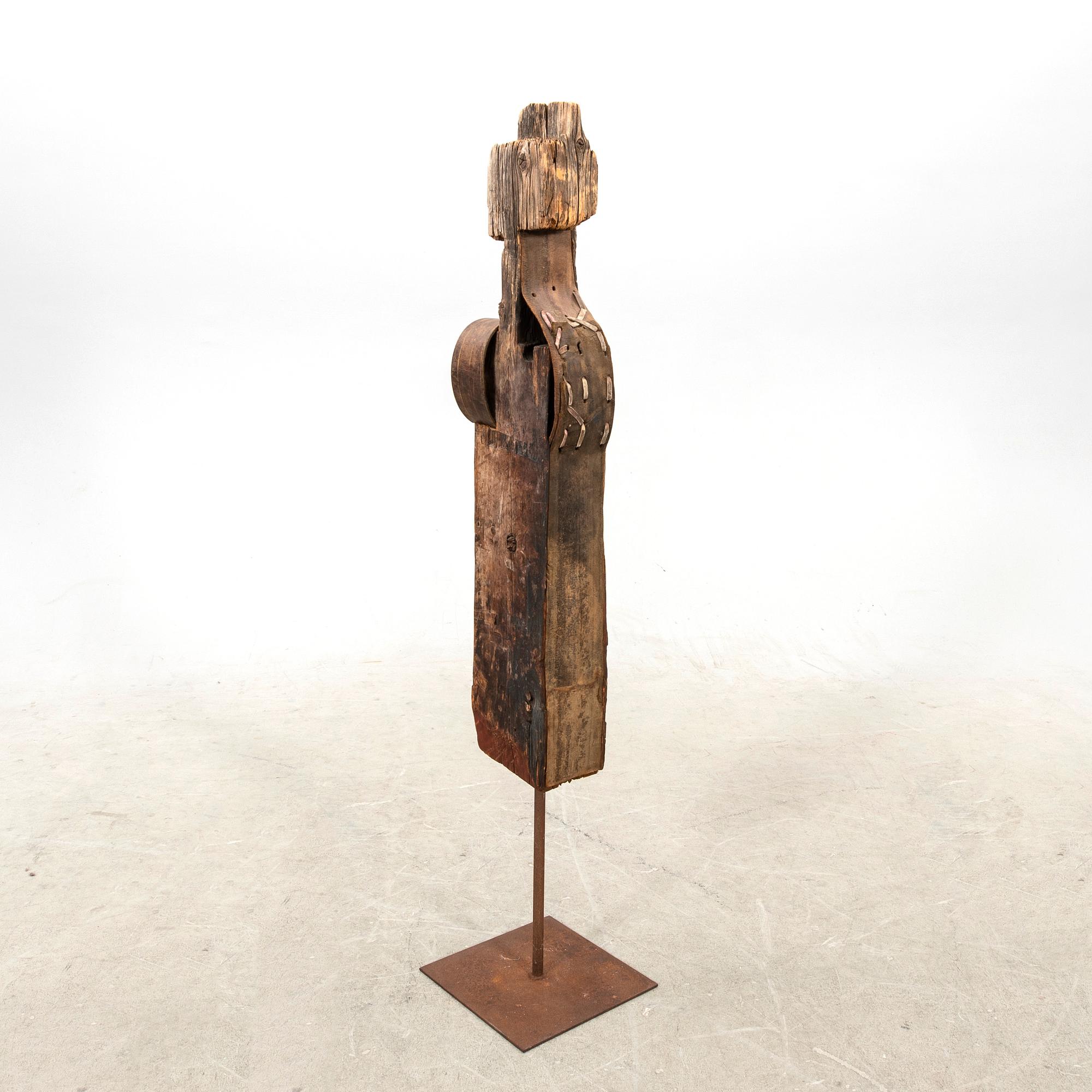 Okänd konstnär 1900-tal ,  wooden sculpture.