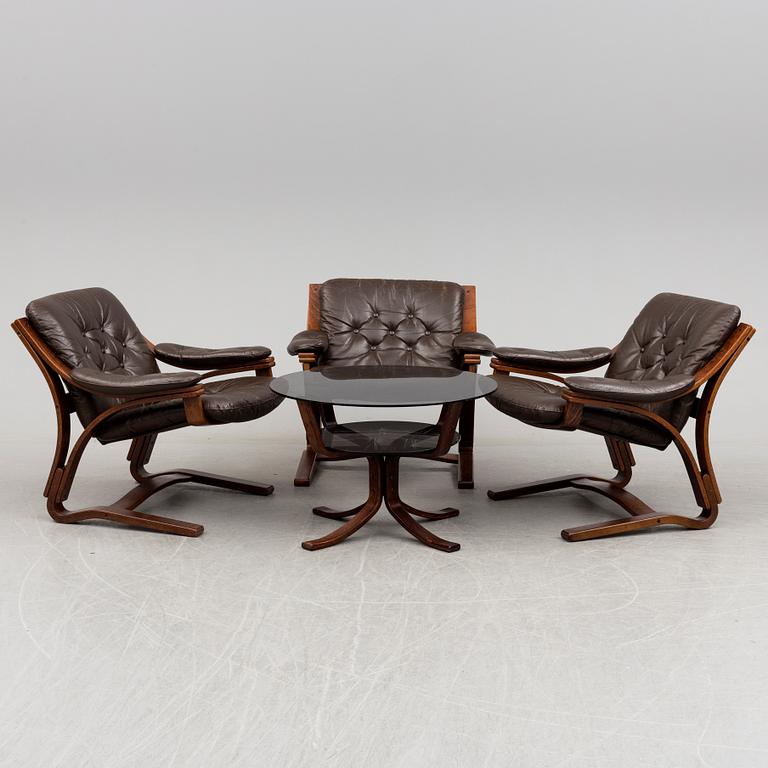 Three easy chairs and table, 1960-/70´s.