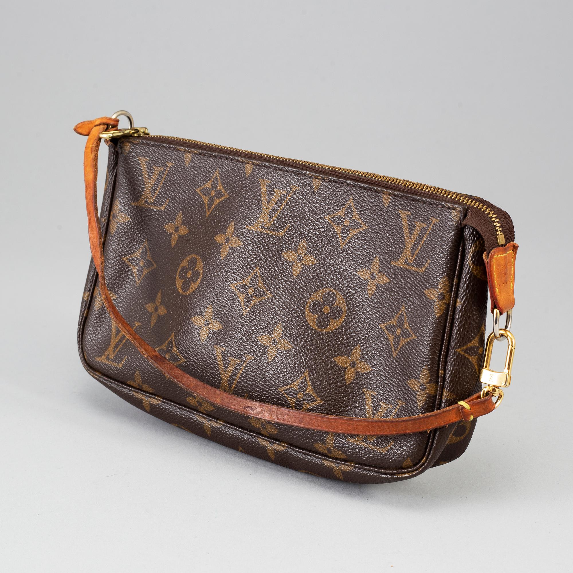 LOUIS VUITTON, a monogram canvas Pochette, 2003.