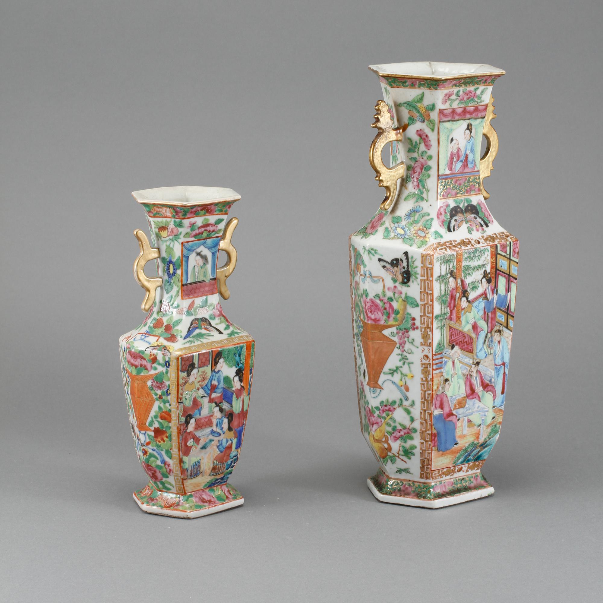 VASER, 2 st, porslin, Kina, 1800-talets slut.