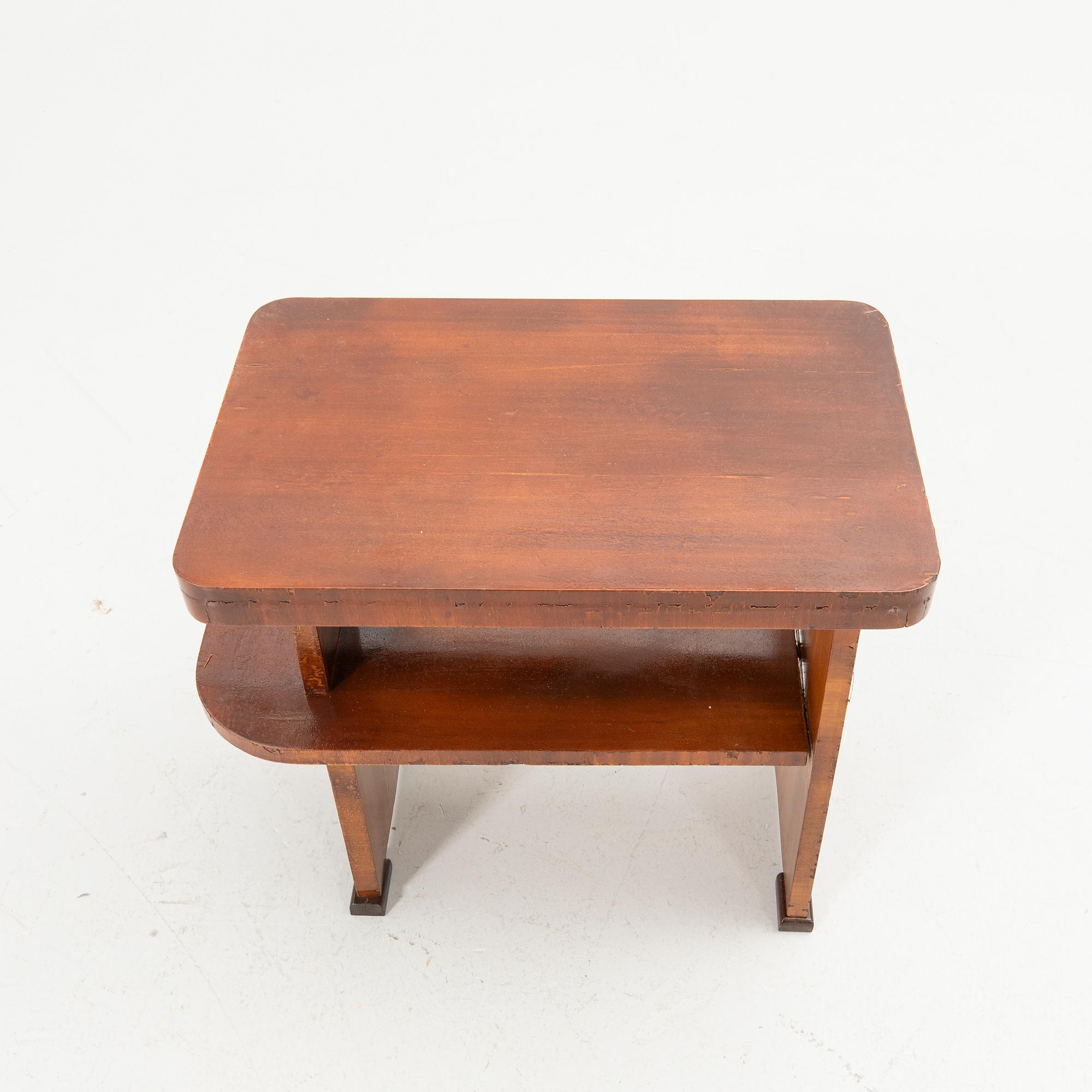 Side table, first half of the 20th century.