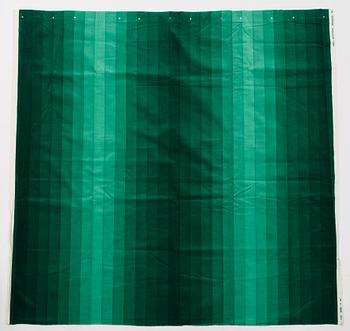 Verner Panton, GARDINLÄNGDER, 3 ST., OCH PROVBITAR, 10 ST. Bomullsvelour. Olika gröna nyanser och mönster. Verner Panton.