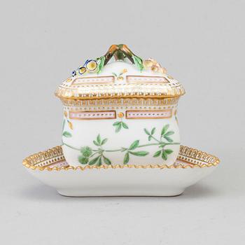 A triangular Royal Copenhagen  'Flora Danica' porcelain custard cup with stand, Denmark, 20th Century.