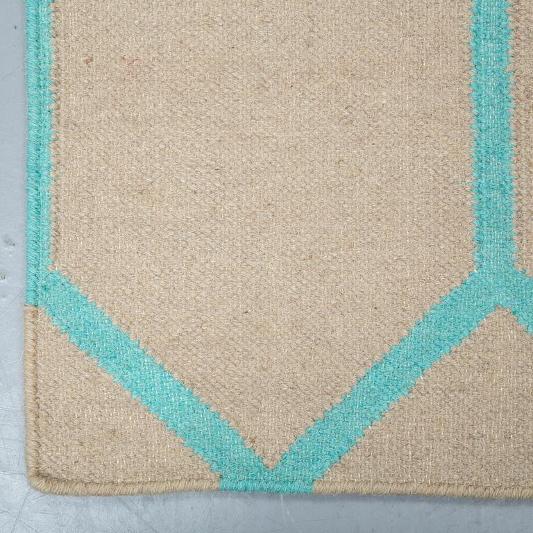 A CARPET, flat weave, ca 244 x 151 cm.