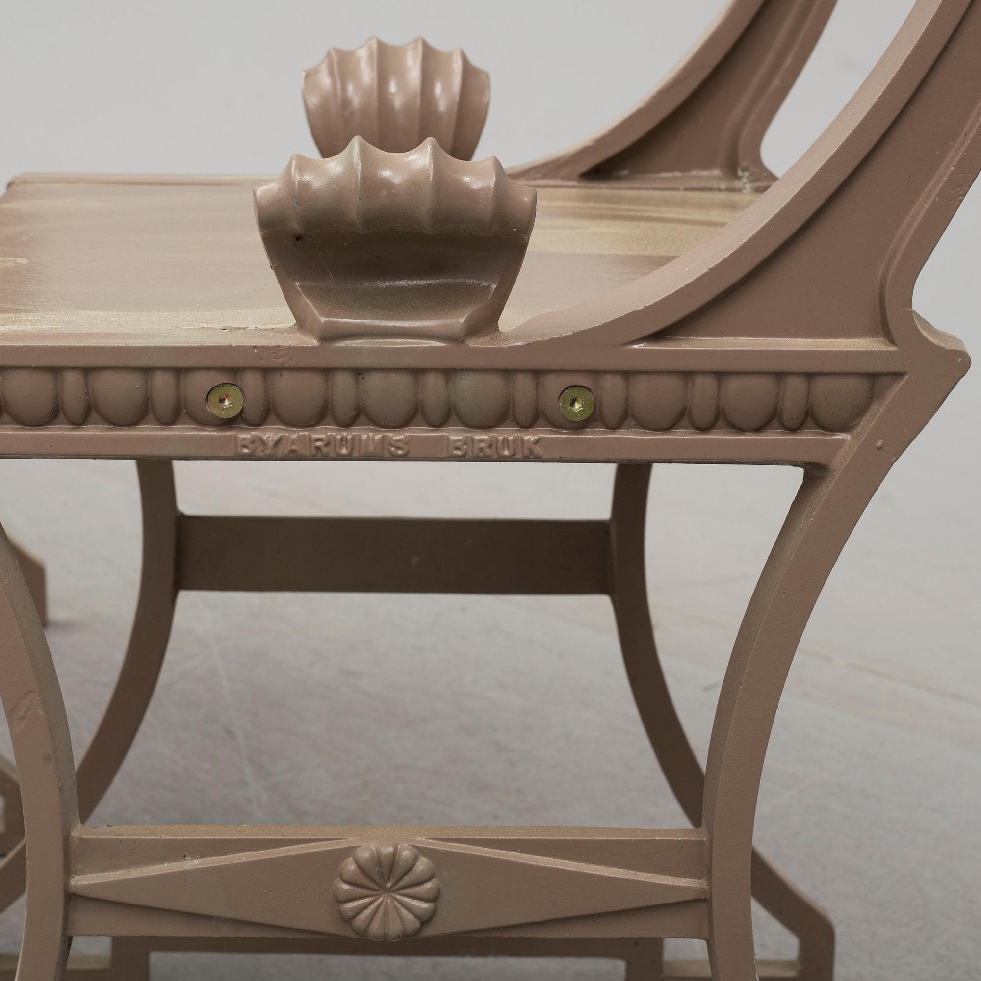 A pair of late 20th century garden chairs, "Sneckan", Folke Bensow, Byarums Bruk.