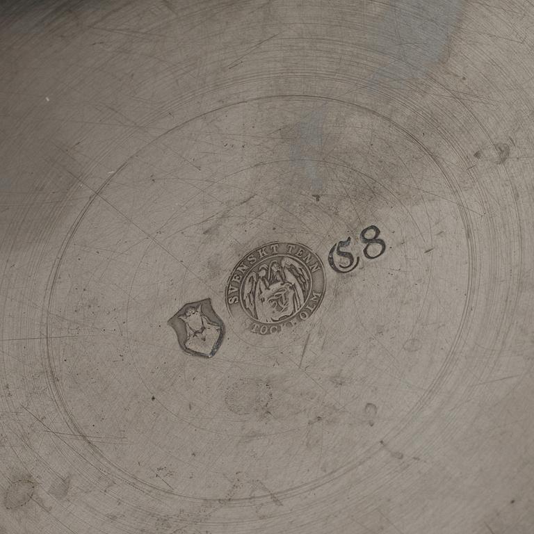 A pewter bowl by Anna Petrus, Firma Svenskt Tenn, 1929.