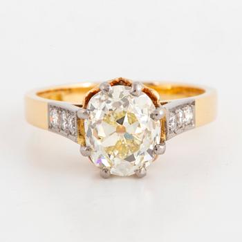 Old-cut ca 2,50 ct diamond ring.