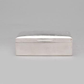 CIGARRSKRIN, silver, K. Andersson, Stockholm, 1923. Totalvikt ca 528 gram.