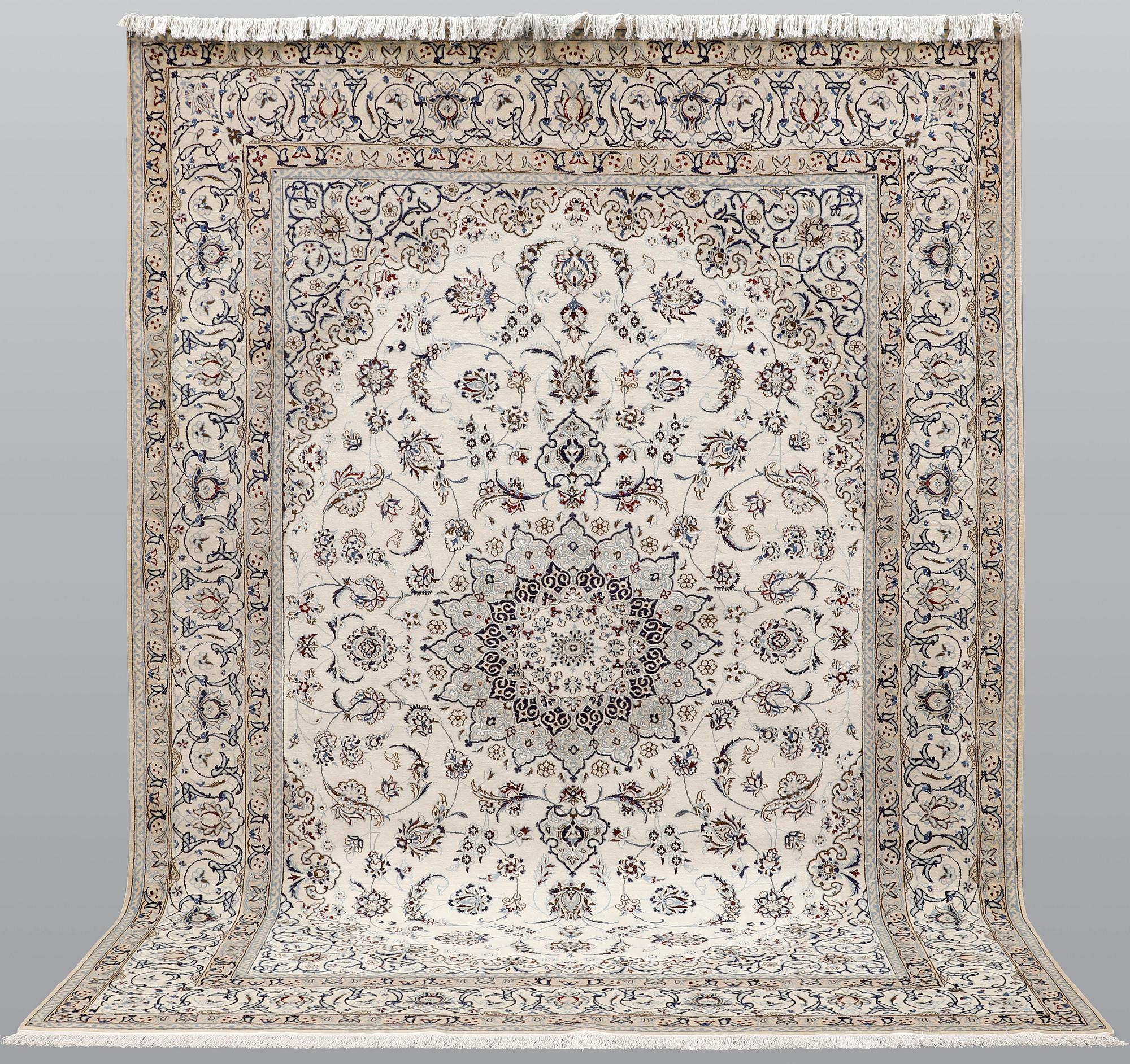 Matto, Nain part silk sk 9LAA,   342 x 255 cm.