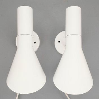VÄGGLAMPOR, ett par, "AJ", Arne Jacobsen för Louis Poulsen, Danmark. Inköpt 1980-tal.