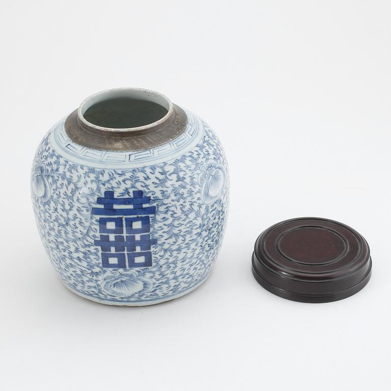 BOJAN, porslin, Kina, 1800-tal.
