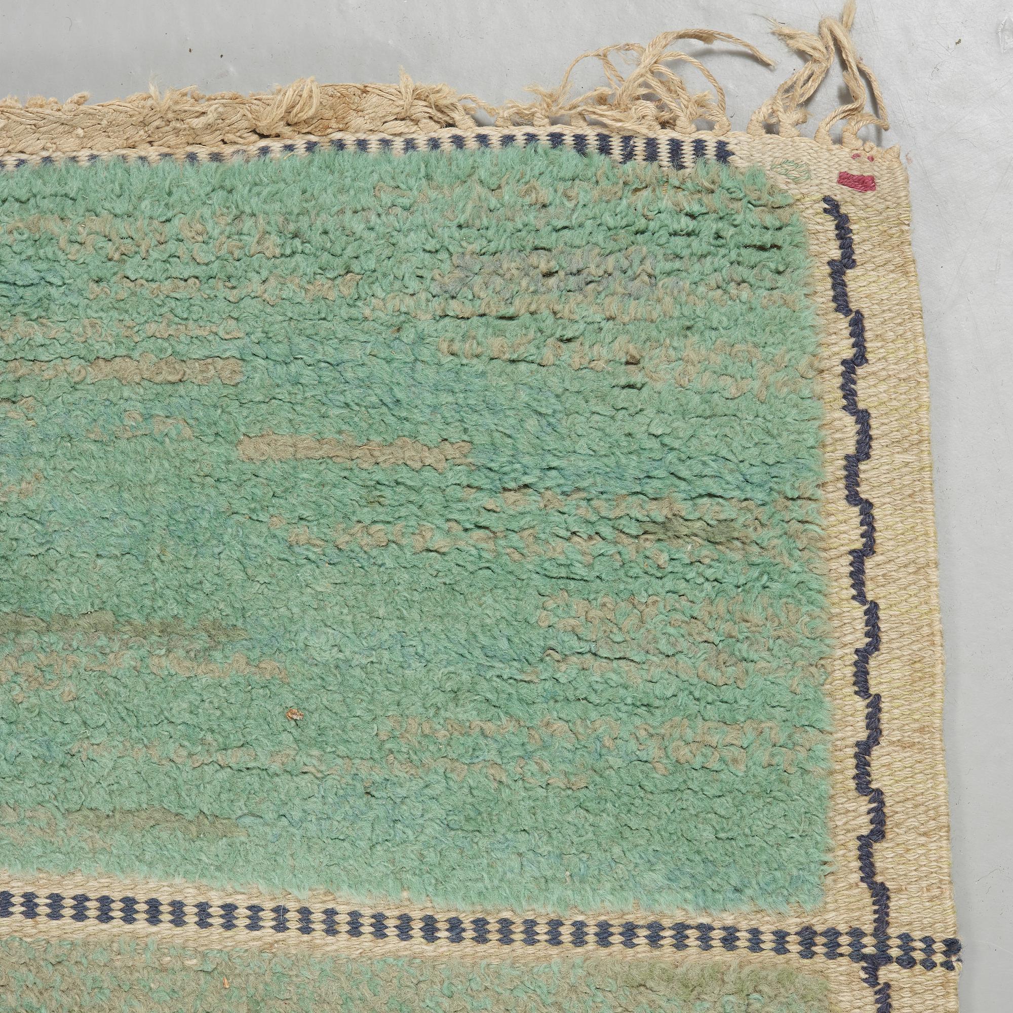 MÄRTA MÅÅS-FJETTERSTRÖM, a carpet, knotted pile in relief, "Rutig grön halvflossa", 311 x 207 cm, signed AB MMF.
