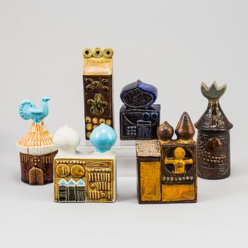 BERTIL VALLIEN, 6 figuriner/skulpturer av stengods ur serien