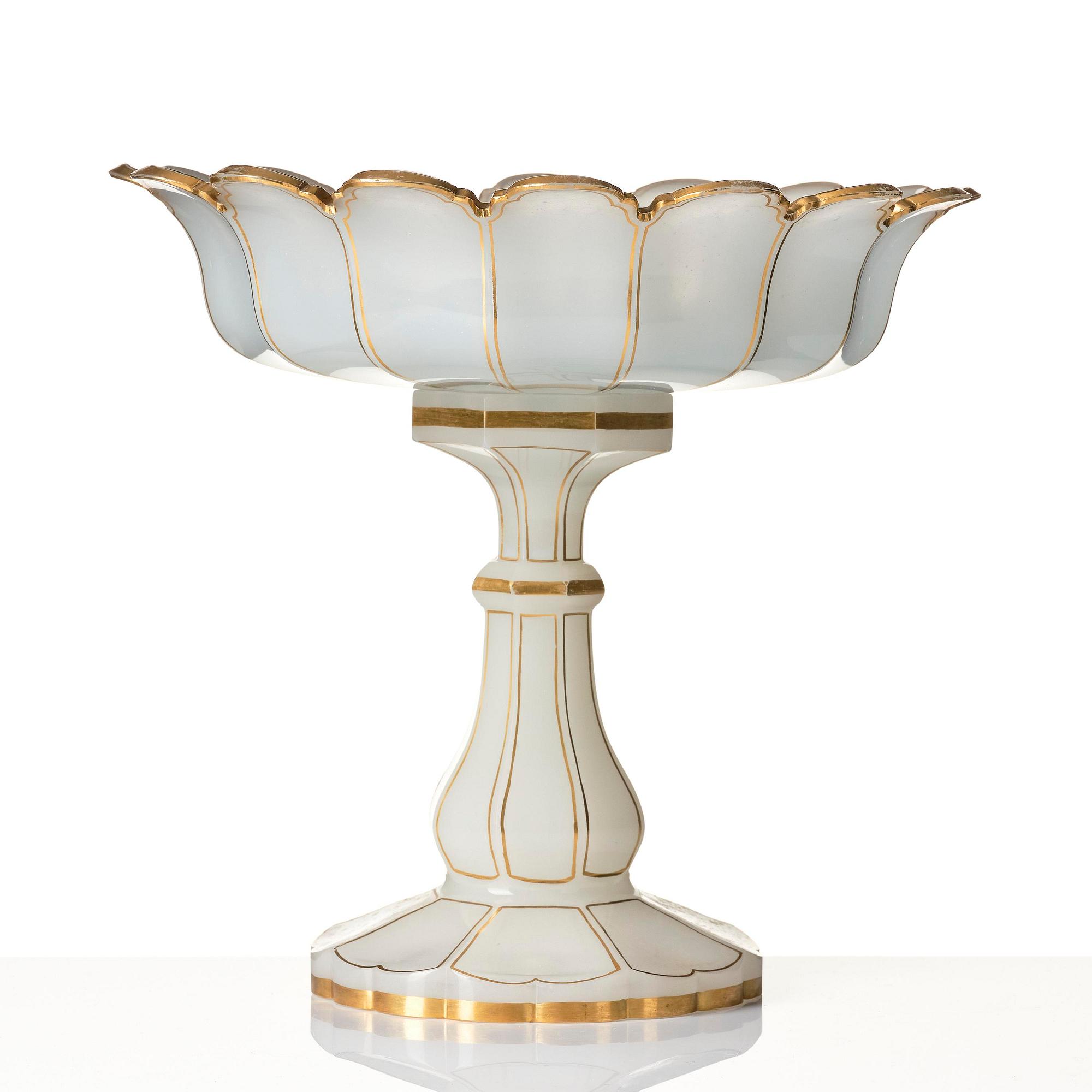 A large French opalin glass tazza, 1830/1840's.