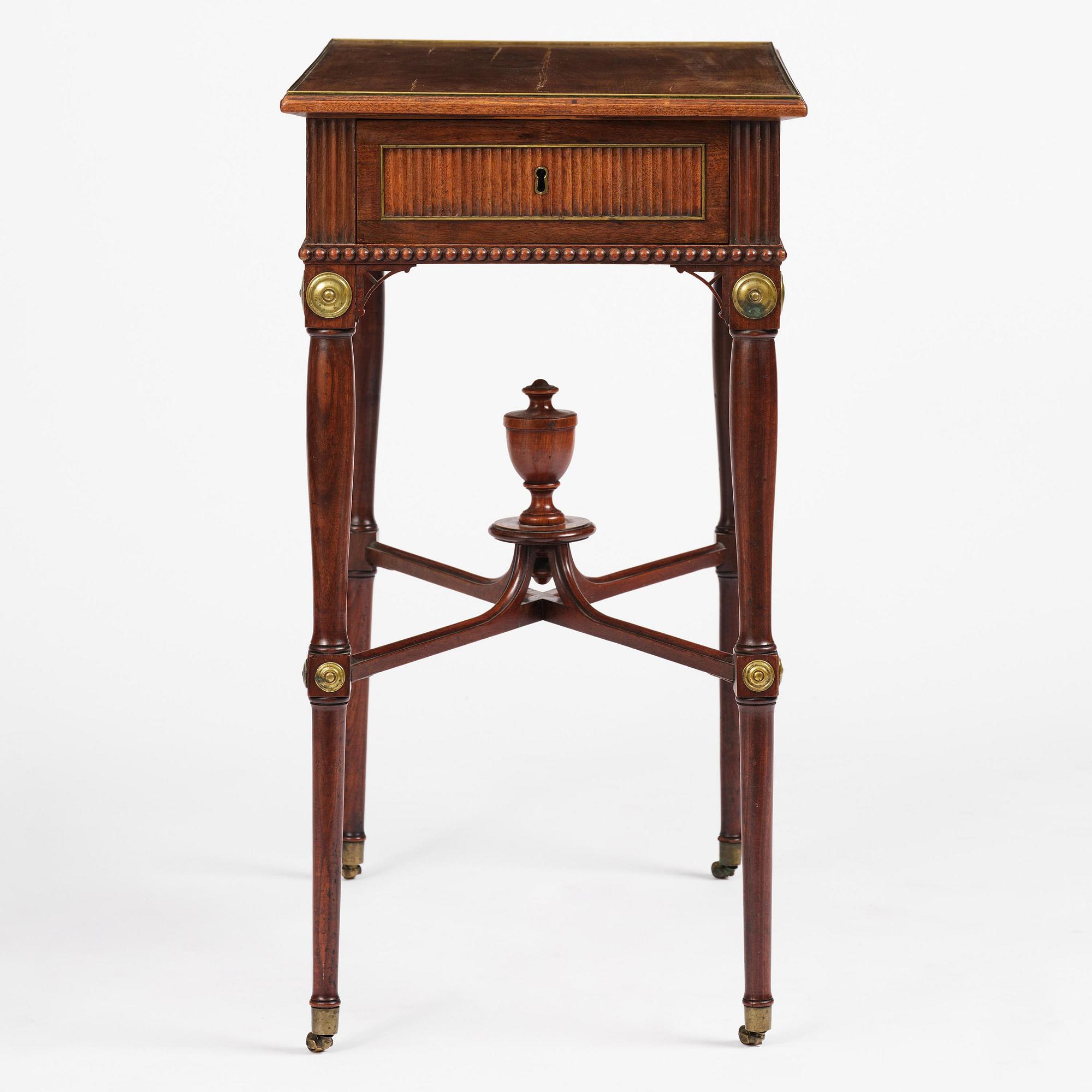 Bord, av Gottlieb Iwersson (mästare i Stockholm 1778-1813), signerat och daterat 1794, Sengustavianskt.