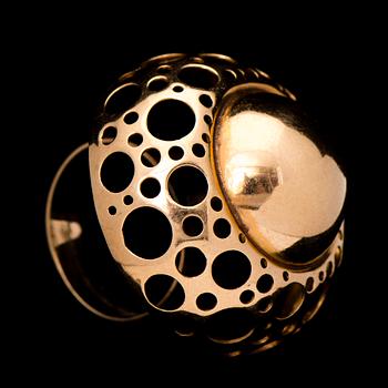 A LIISA VITALI RING, 14K gold. 1968.