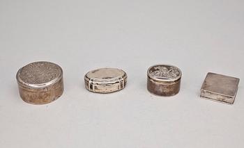 PARTI DOSOR, 4 st, silver, bla Carl Neuendorff dy, Karlskrona, 1800-tal. Tot vikt ca 141 g.