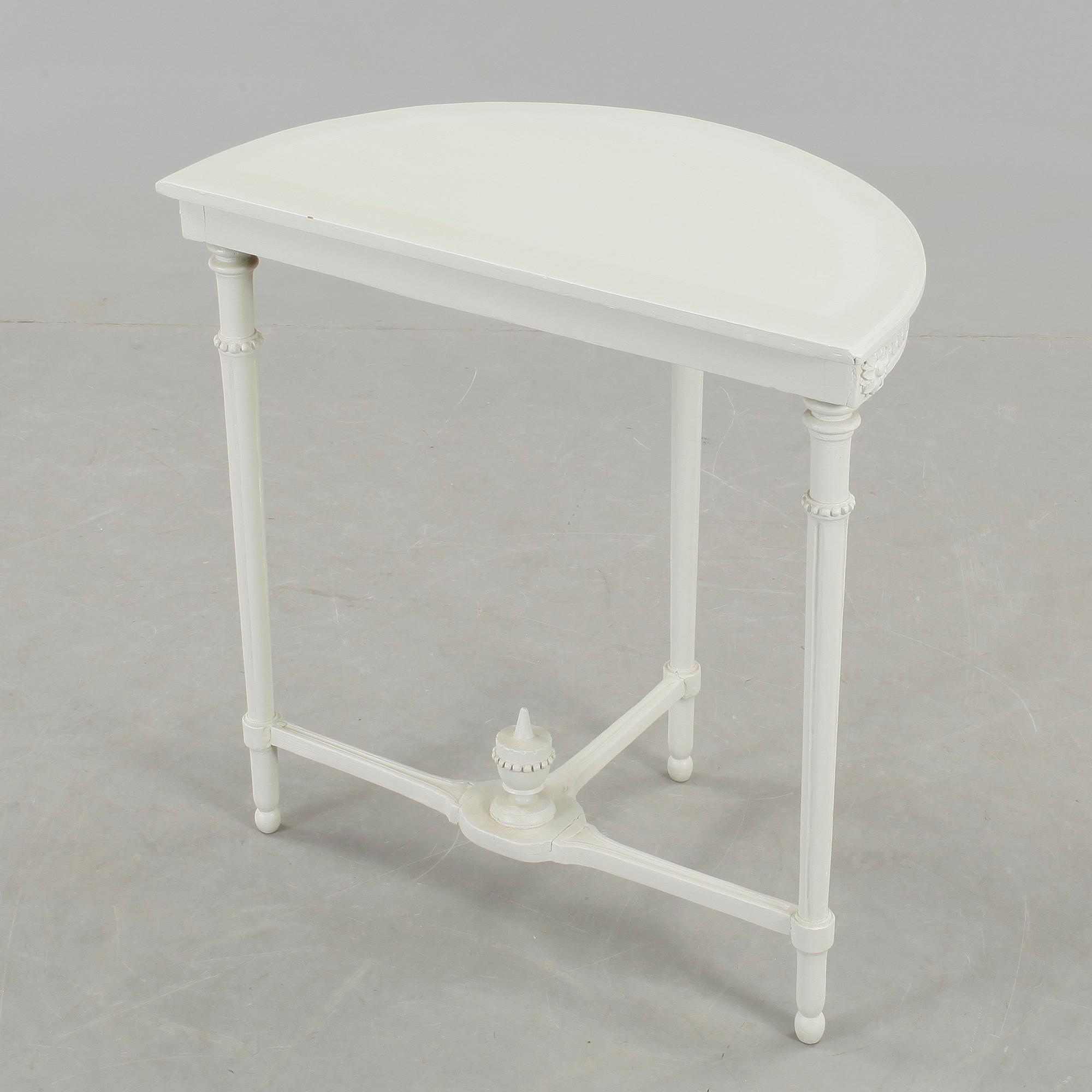 KONSOLBORD, gustaviansk stil, 1900-tal.