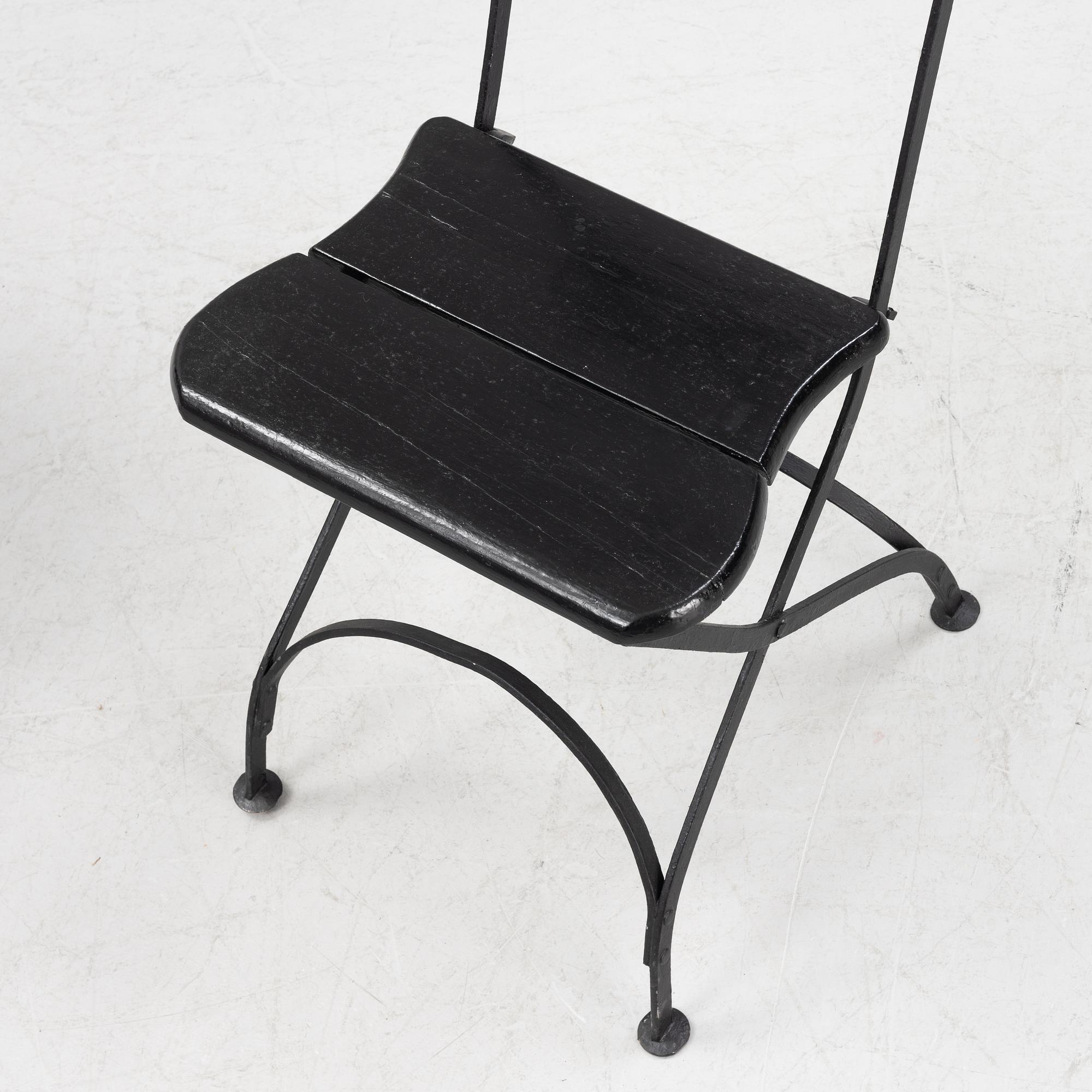 A 6-piece garden group, Byarums Bruk, second half of the 20th Century.