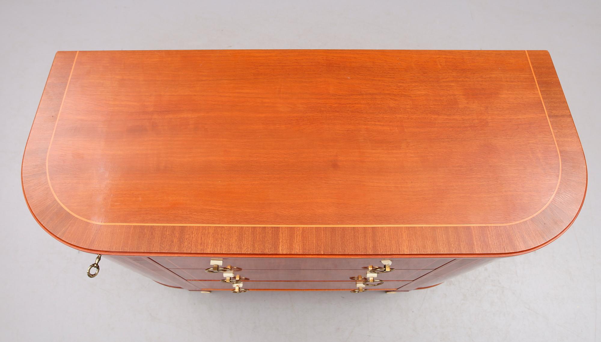 SIDEBOARD, 1900-talets andra hälft.