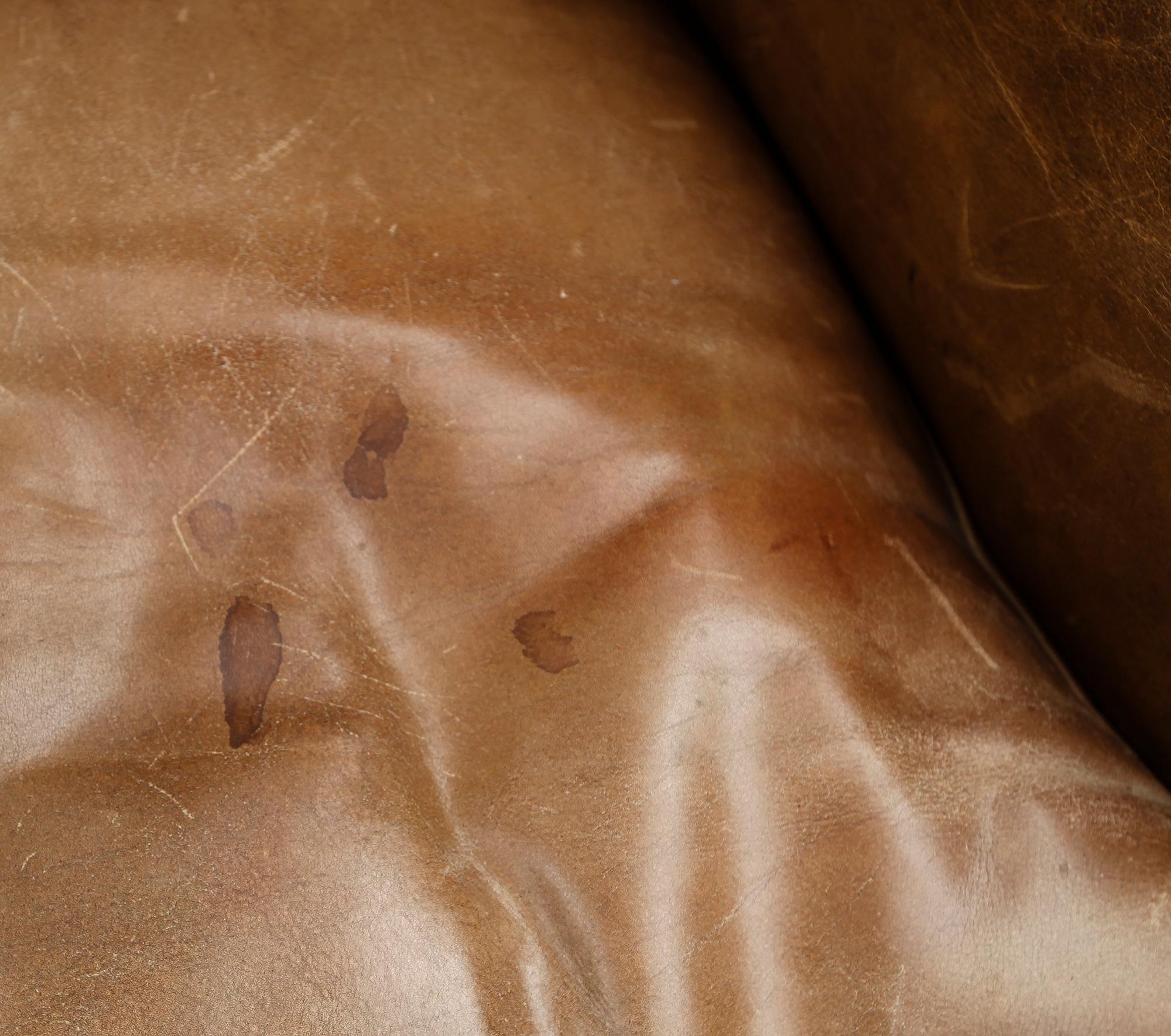 ÖRONLAPPSFÅTÖLJ, England, 1900-talets andra hälft.