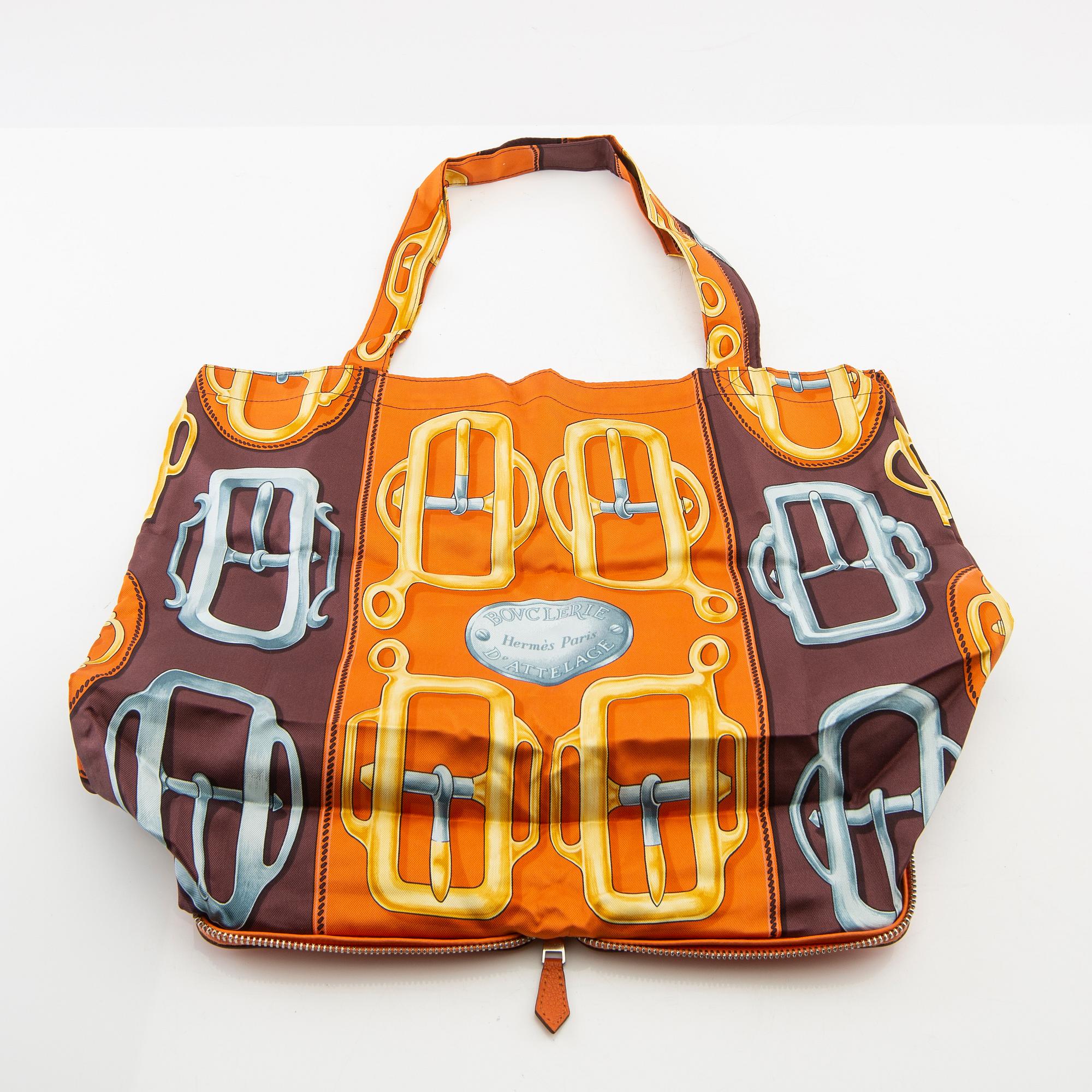 Hermes Silky Pop Tote Bag. Bukowskis