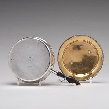 A pair of Swedish 18th century parcel-gilt dishes and cover, mark of Pehr Zethelius, Stockholm 1795.