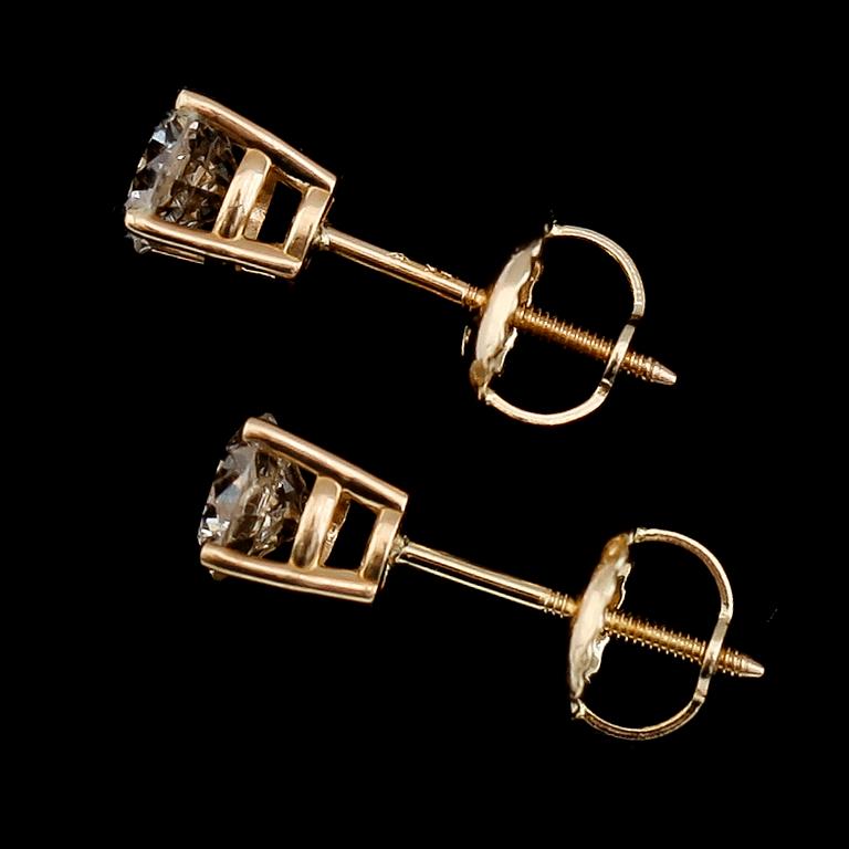 ÖRHÄNGEN, 1 par, 14 k guld, briljantslipade diamanter tot 0.63 ct.