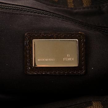 FENDI, "Mia Flap Bag", VÄSKA.