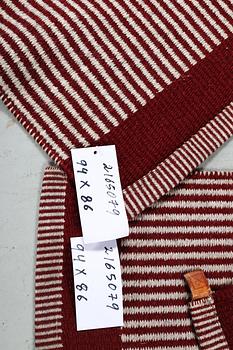 A pair of flat weave carpets, Kasthall, ca 94 x 86 cm each.