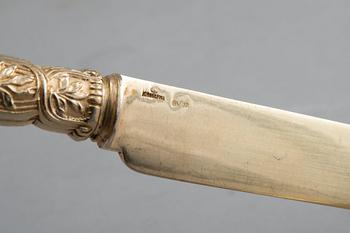 BESTICK, Fabergé 36 st. 84 förgyllt silver. Moskva 1890 t.
Sammanlagd vikt 2695 g.
