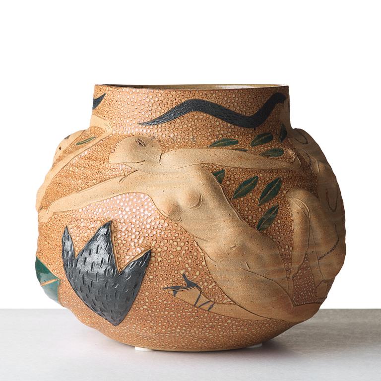 Eva Bengtsson, a stoneware vase, Frillesås, Sweden ca 1990.