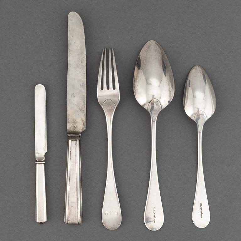 A Finnish silver cutery travel set, 19th century.
