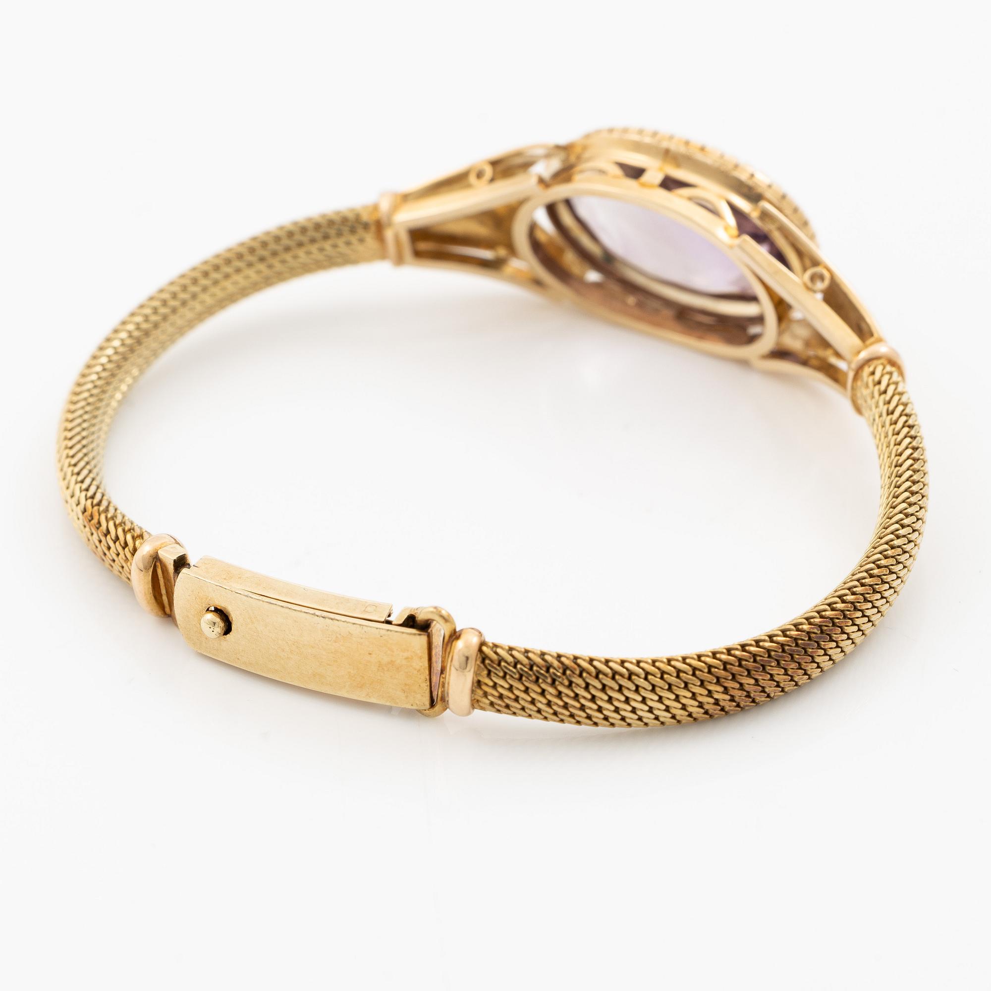 Bracelet, 14K gold with oval-cut amethyst.